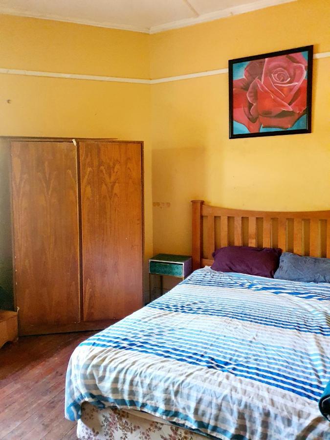 Chambre Triple Économique avec Salle de Bains Commune